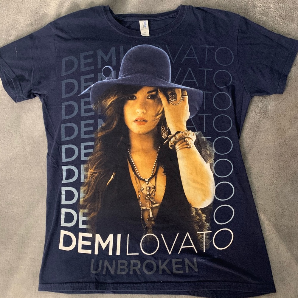 Demi lovato unbroken Tshirt